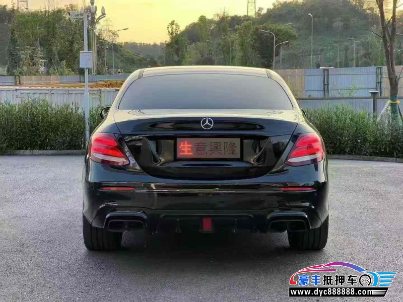 20年奔驰E轿车抵押车出售
