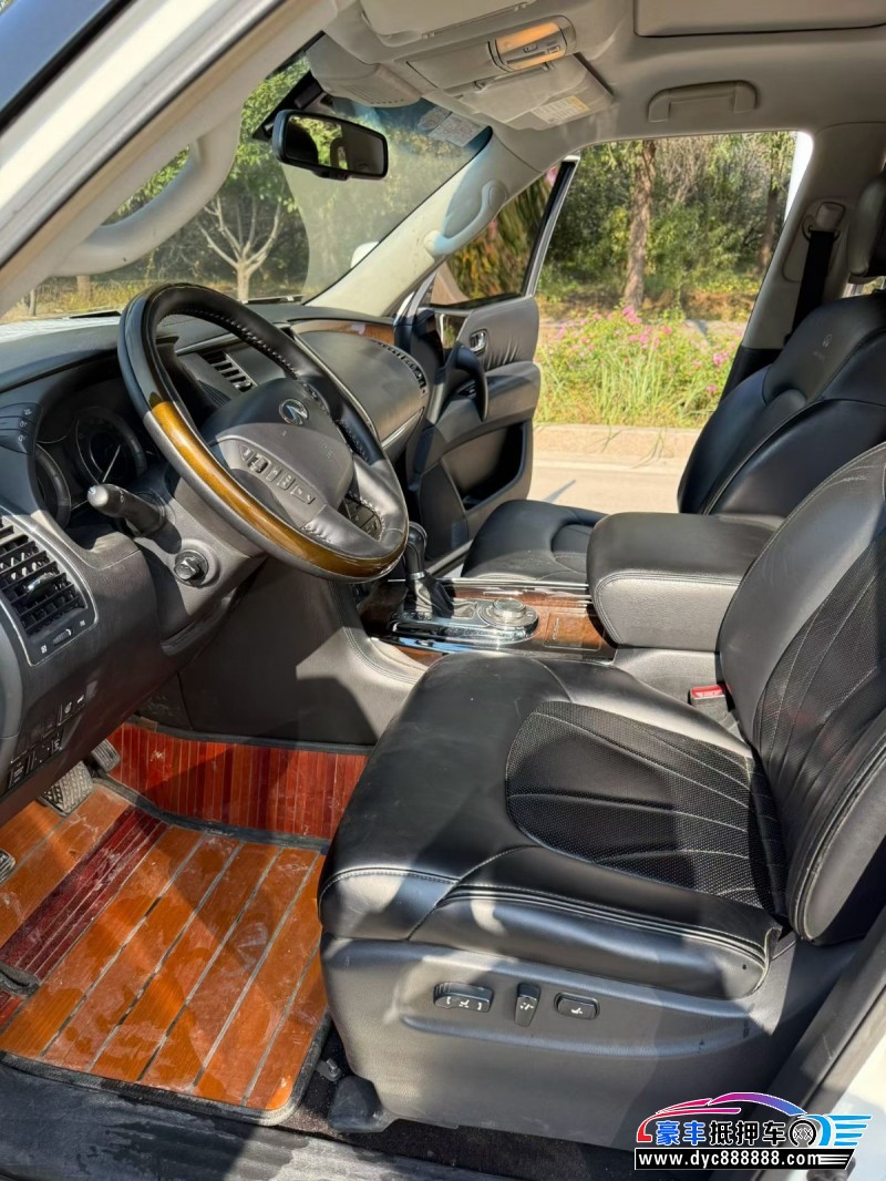 12年英菲尼迪QX80轿车抵押车出售