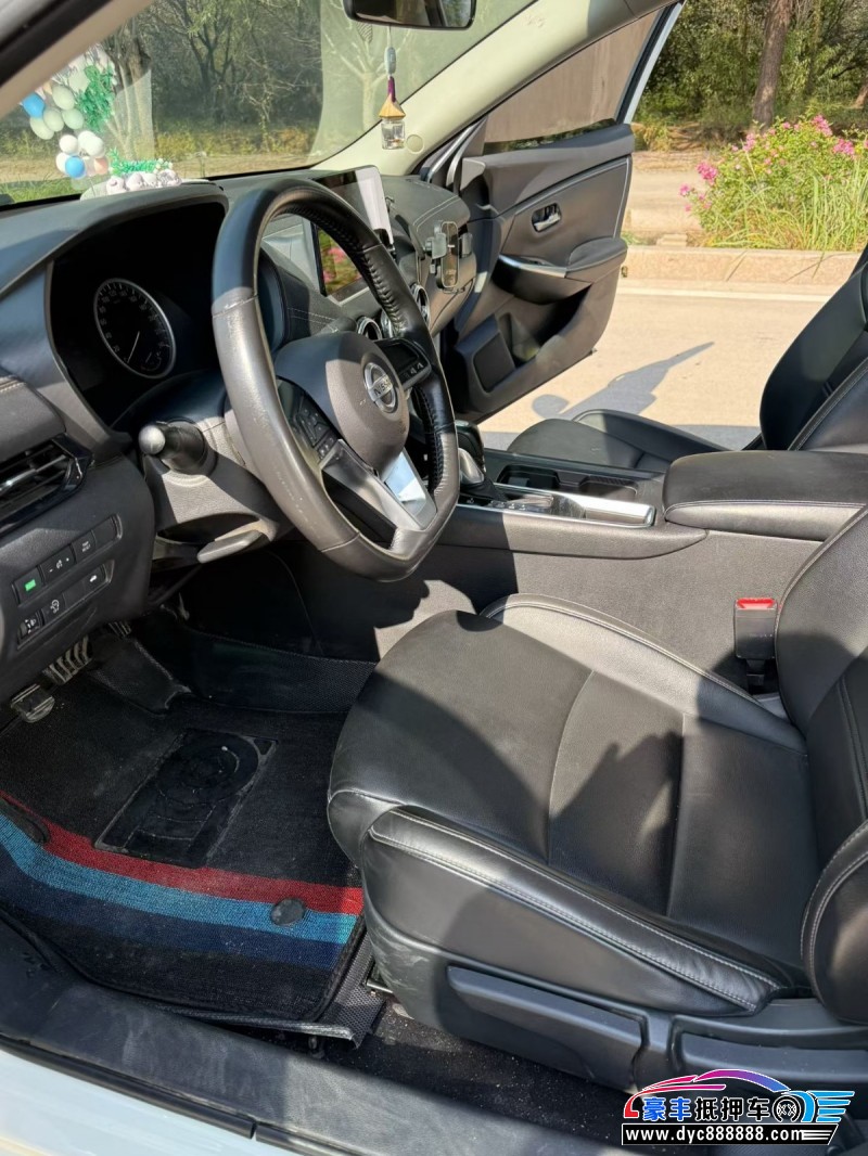 21年日产轩逸轿车抵押车出售