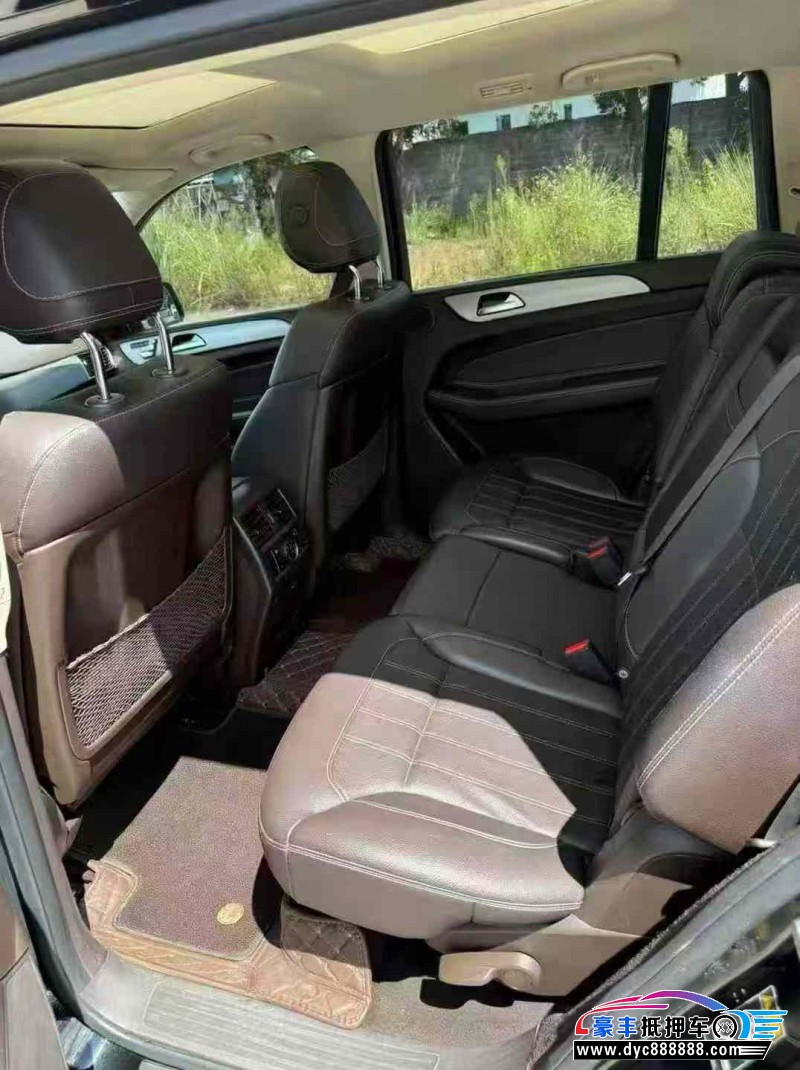 19年奔驰GLS轿车抵押车出售