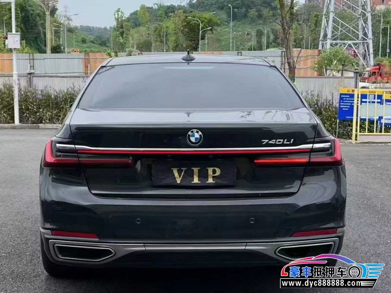 21年宝马7系轿车抵押车出售