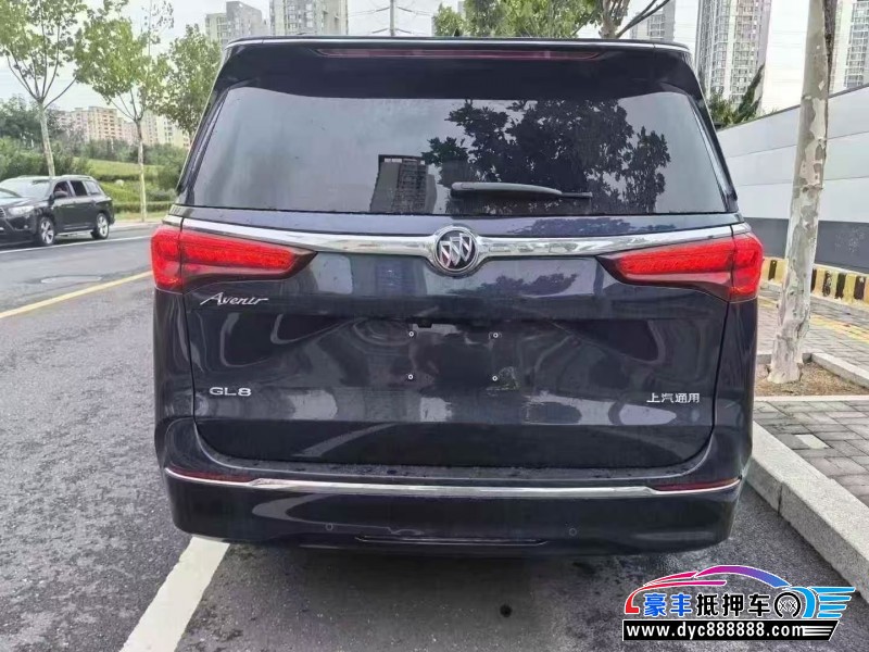 21年别克GL8轿车抵押车出售