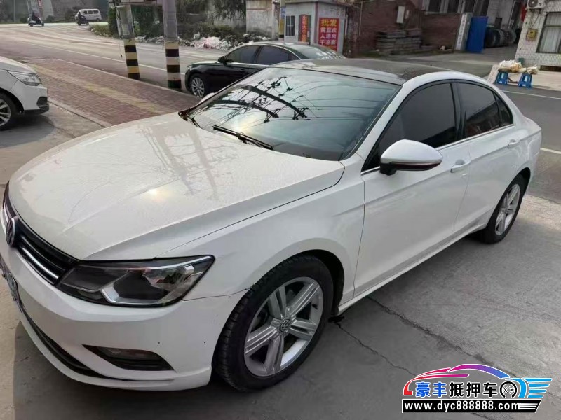 16年大众凌渡轿车抵押车出售