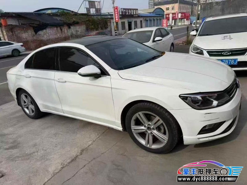 16年大众凌渡轿车抵押车出售