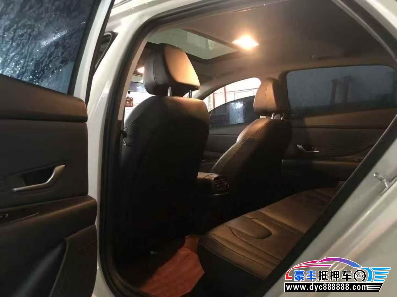 24年现代伊兰特轿车抵押车出售