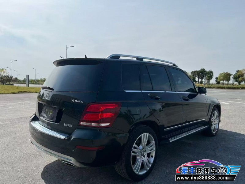 15年奔驰GLK轿车抵押车出售