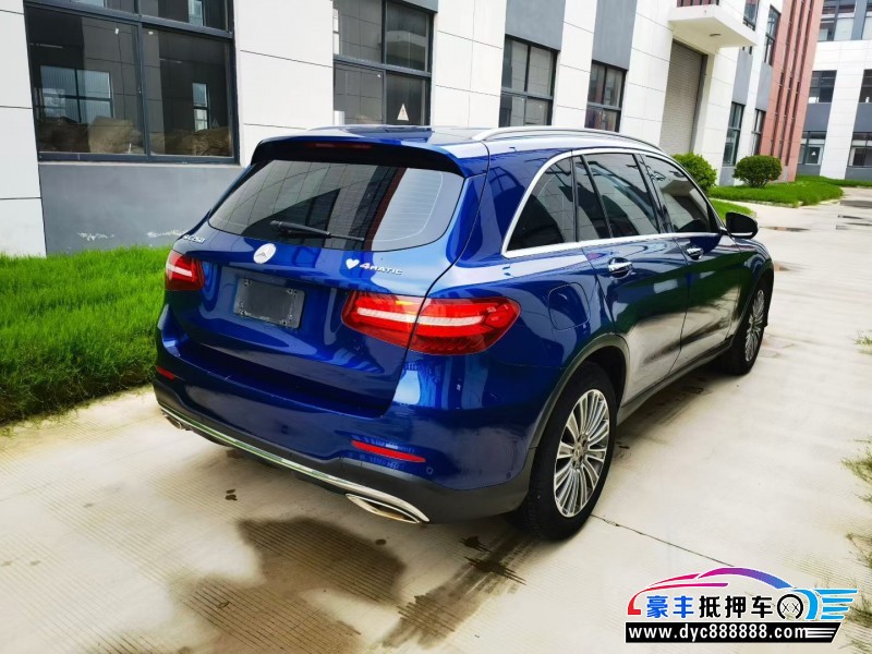 17年奔驰GLC轿车抵押车出售