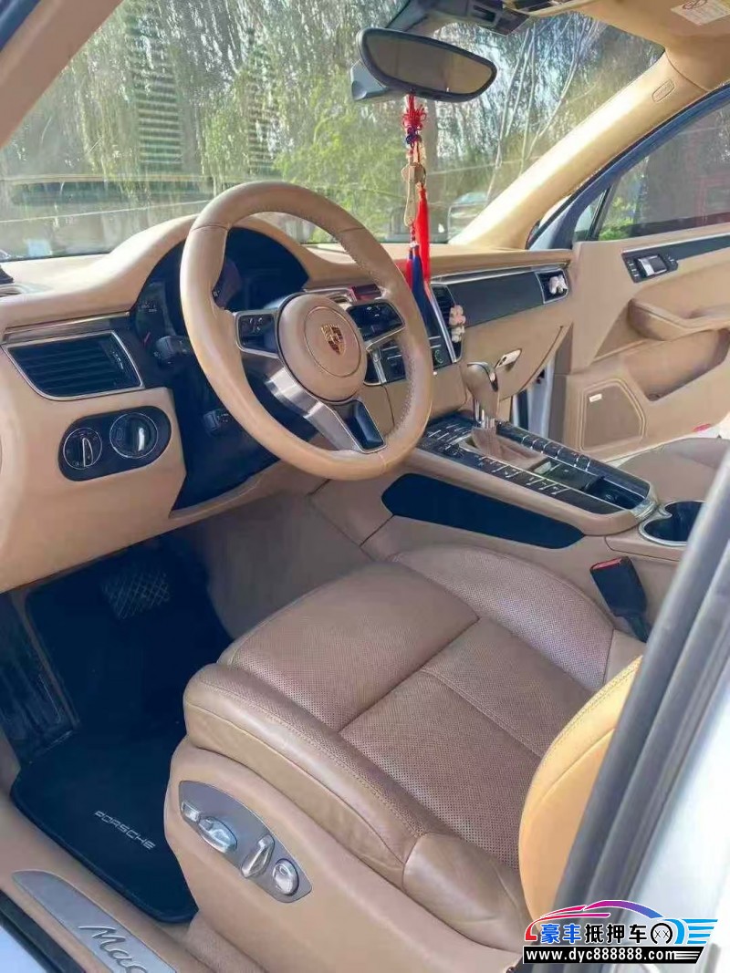 15年保时捷Macan迈凯轿车抵押车出售