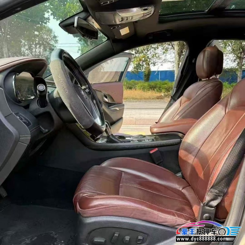 14年别克君越轿车抵押车出售