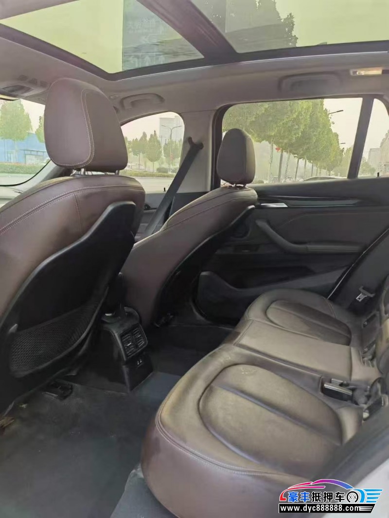 20年宝马X1轿车抵押车出售