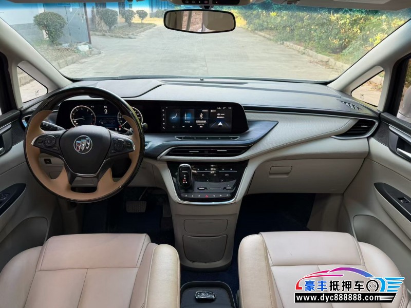 21年别克GL8轿车抵押车出售