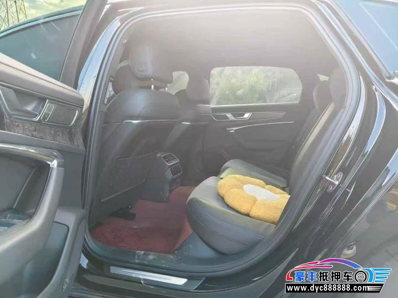 24年奥迪A6L轿车抵押车出售