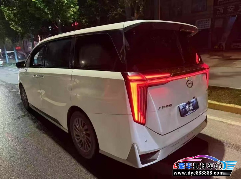 23年传祺M8轿车抵押车出售