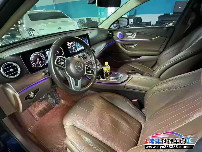 19年奔驰E轿车抵押车出售