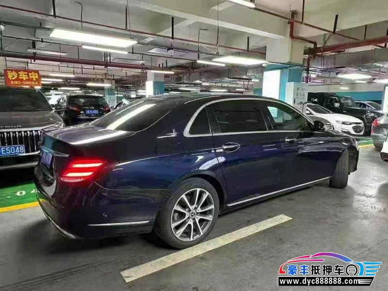 19年奔驰E轿车抵押车出售