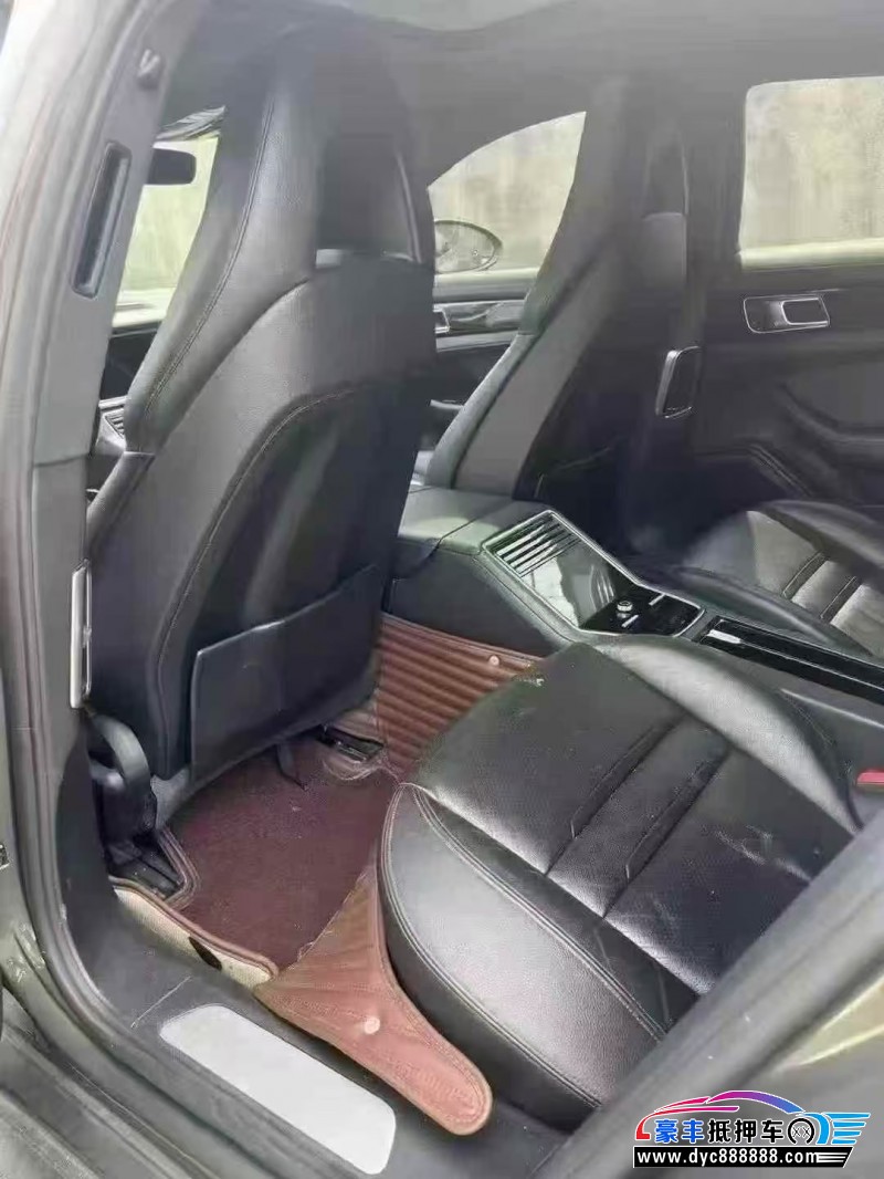 17年保时捷帕纳梅拉轿车抵押车出售