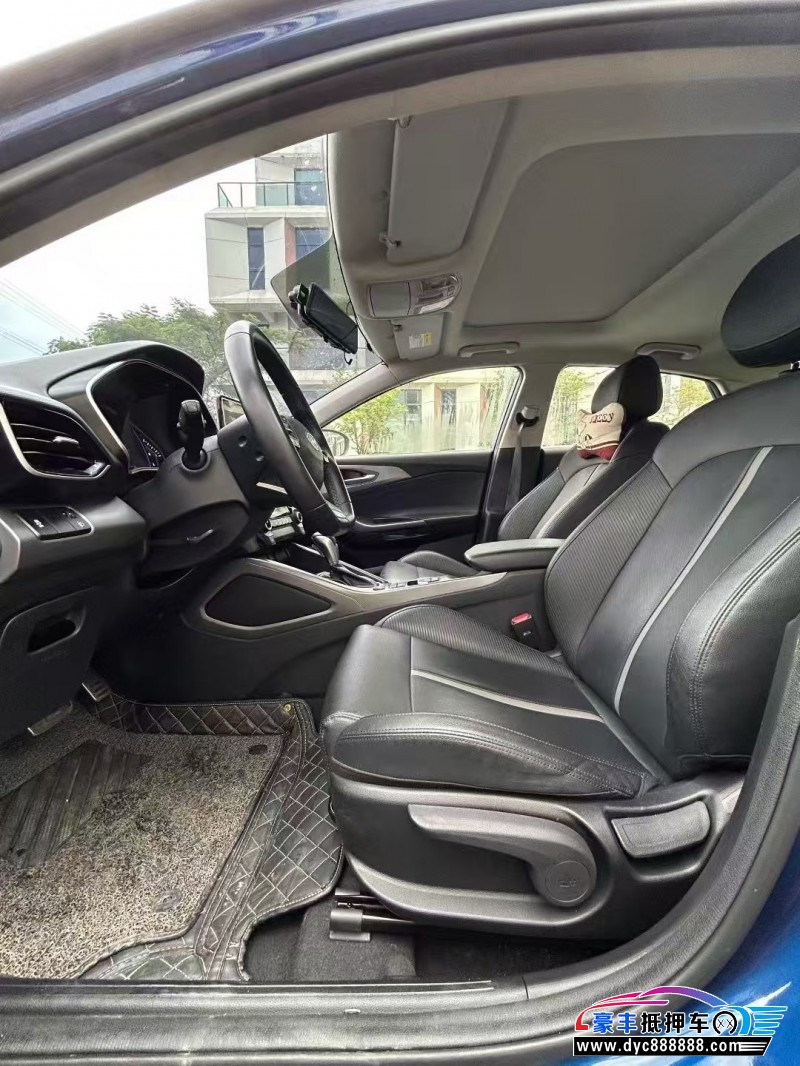 20年现代菲斯塔轿车抵押车出售