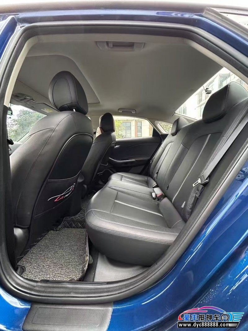 20年现代菲斯塔轿车抵押车出售