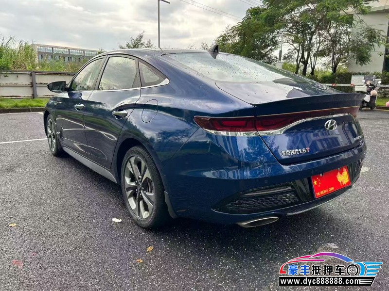 20年现代菲斯塔轿车抵押车出售