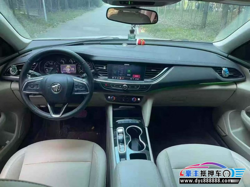 21年别克君威轿车抵押车出售