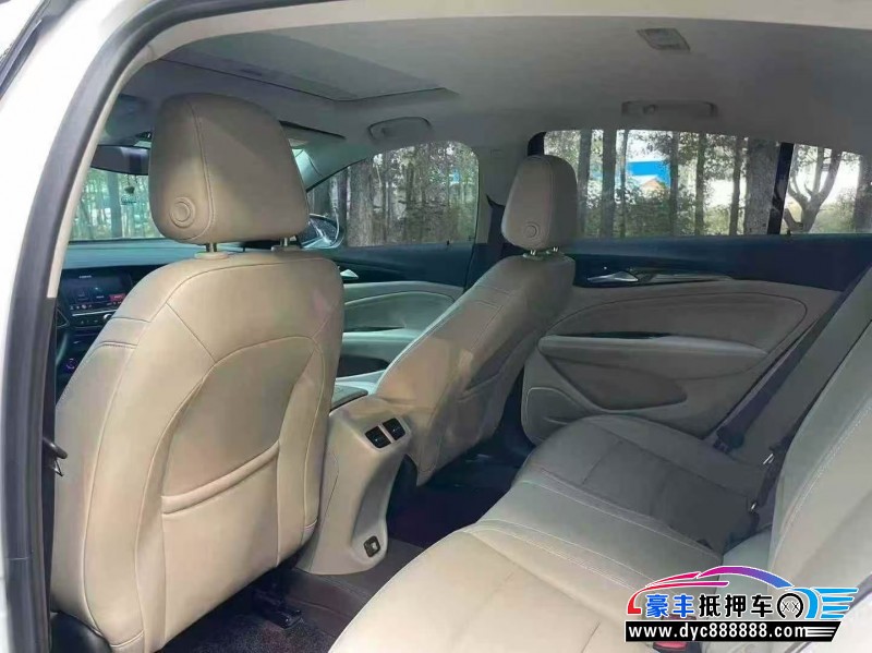 21年别克君威轿车抵押车出售