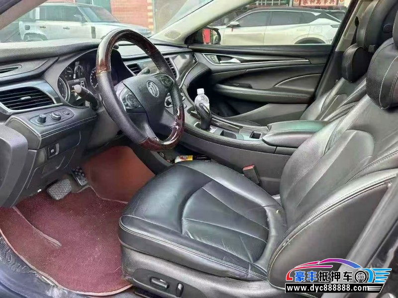 17年别克君越轿车抵押车出售