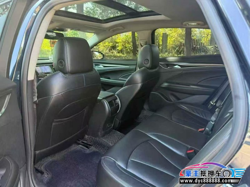 21年别克君越轿车抵押车出售