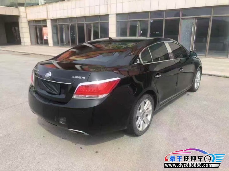 12年别克君越轿车抵押车出售