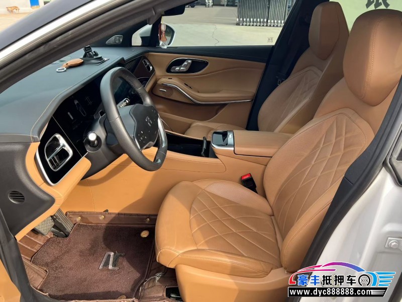 24年非凡R7轿车抵押车出售