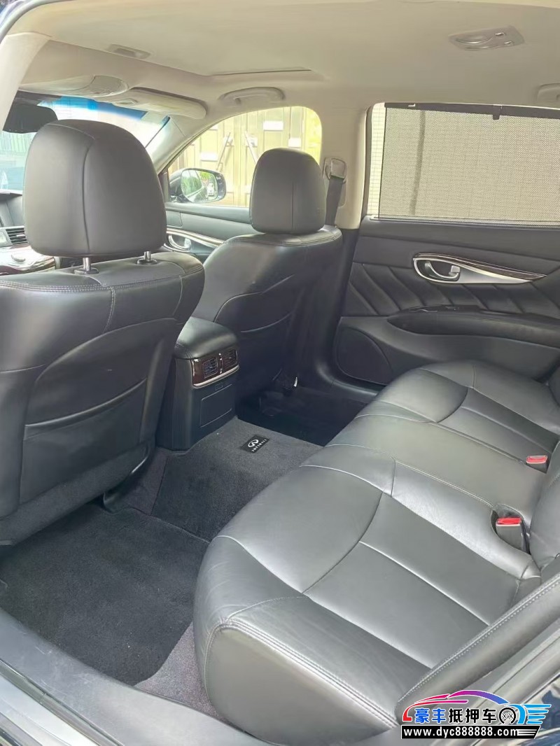 19年英菲尼迪Q70轿车抵押车出售