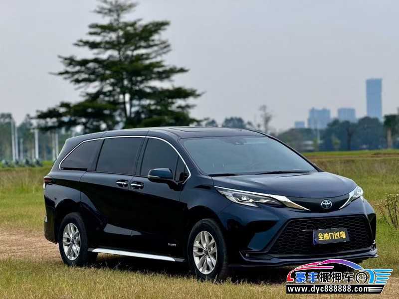 24年丰田格瑞维亚轿车抵押车出售