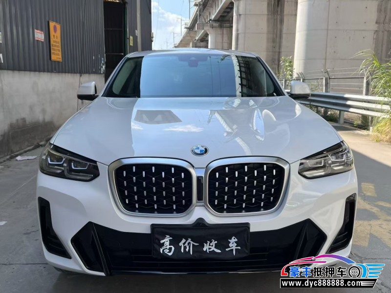抵押车出售23年宝马X4轿车