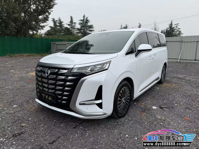 24年腾势D9轿车抵押车出售