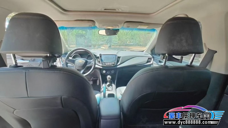 18年雪佛兰科沃兹轿车抵押车出售