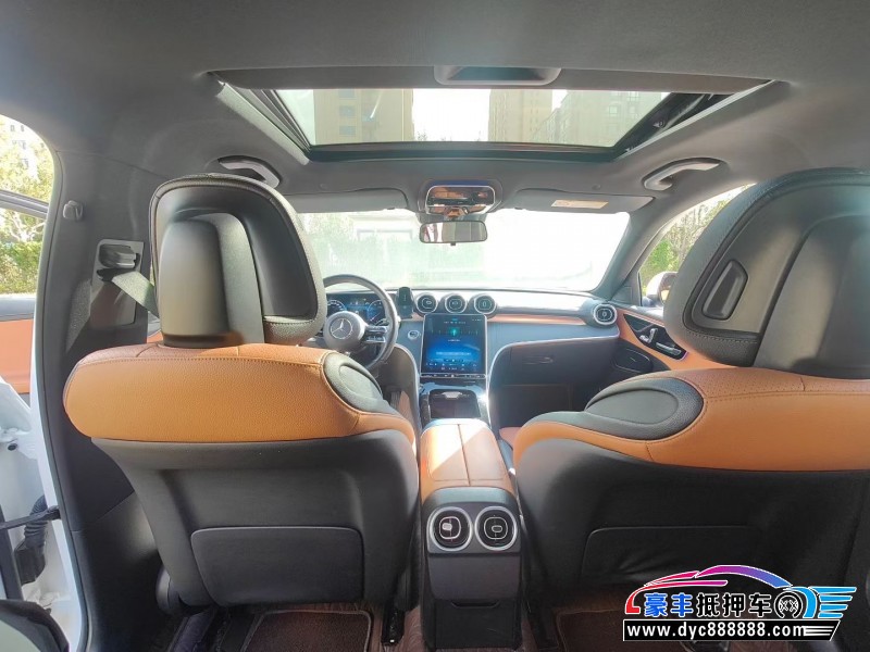 22年奔驰C轿车抵押车出售