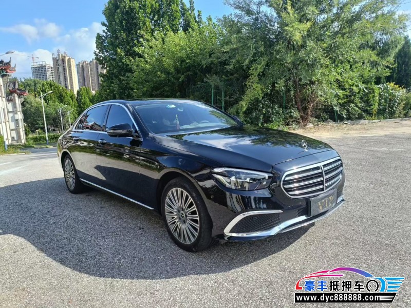 22年奔驰E轿车抵押车出售