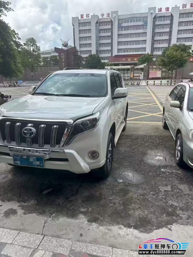 12年丰田普拉多（霸道）轿车抵押车出售