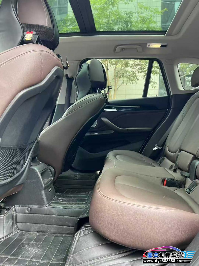 21年宝马X1轿车抵押车出售