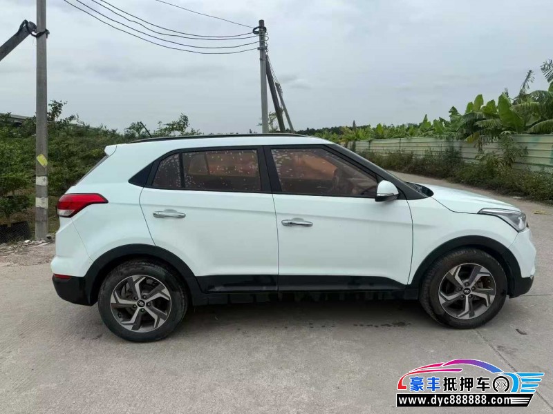 18年现代ix25轿车抵押车出售