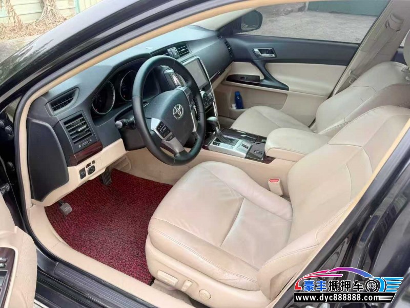 13年丰田锐志轿车抵押车出售