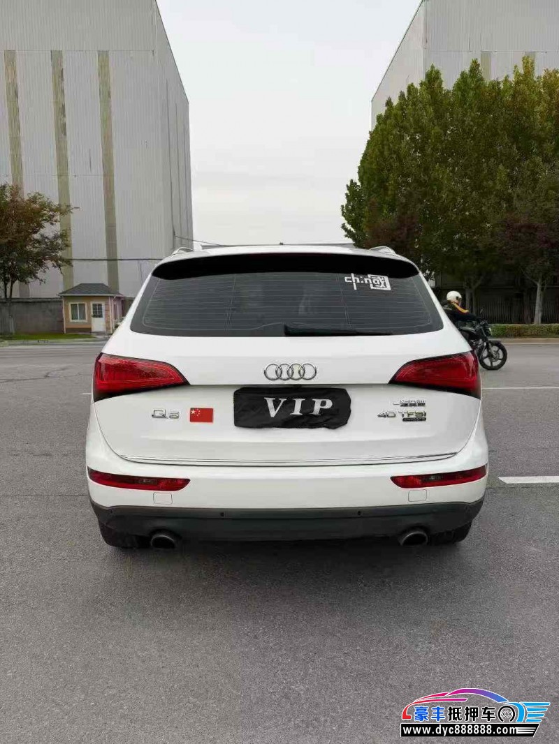17年奥迪Q5轿车抵押车出售