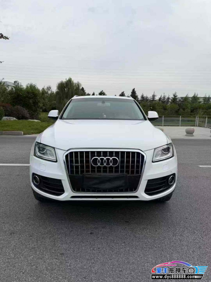 17年奥迪Q5轿车抵押车出售