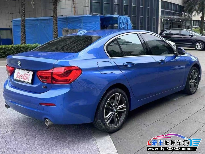 20年宝马1系轿车抵押车出售