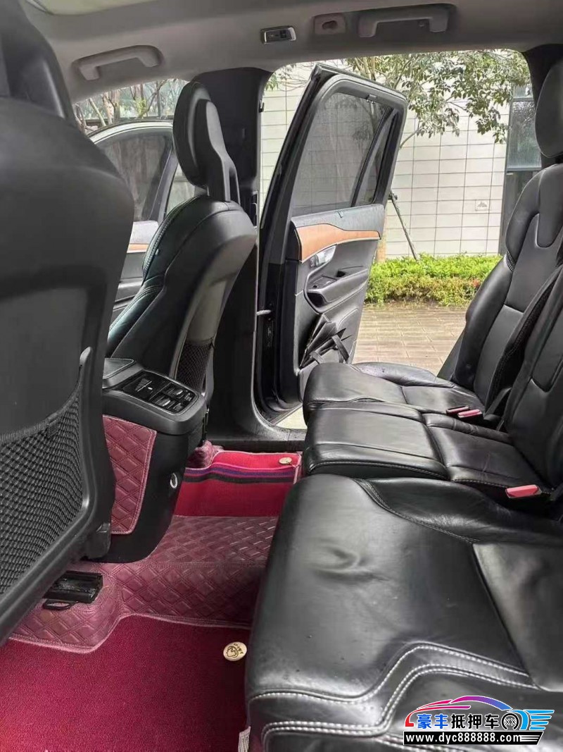 19年沃尔沃XC90轿车抵押车出售