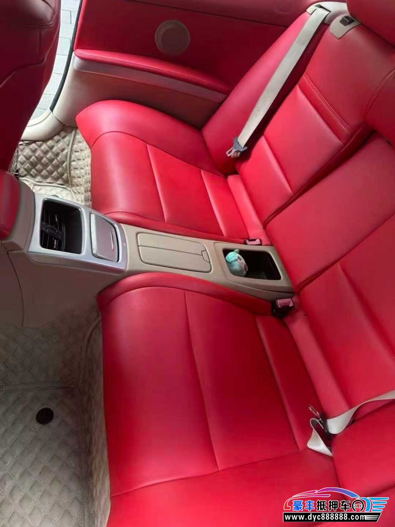 12年宝马3系轿车抵押车出售