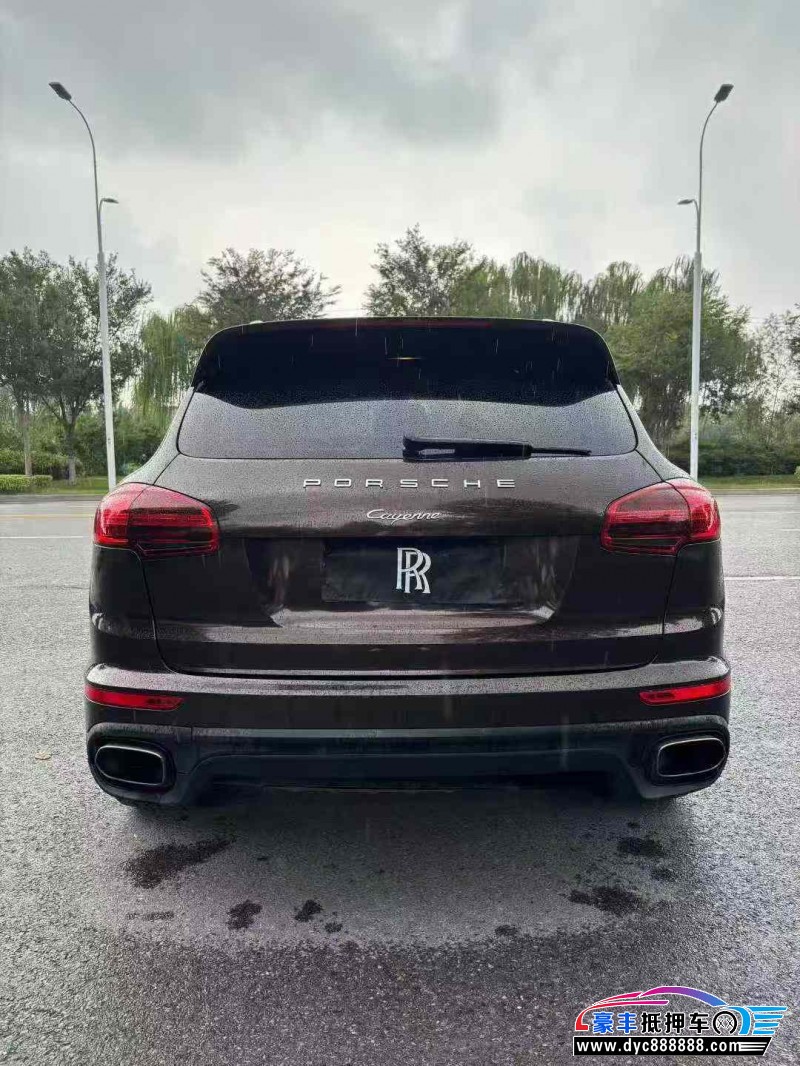 16年保时捷卡宴轿车抵押车出售