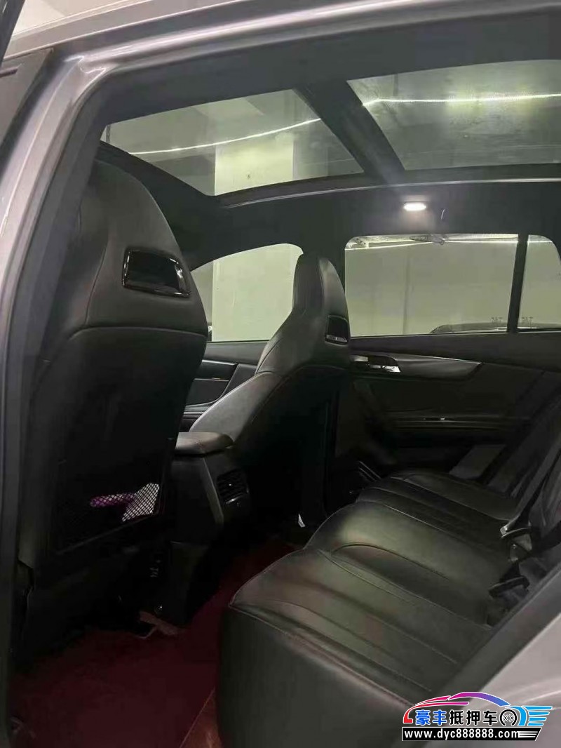 21年海马8S轿车抵押车出售