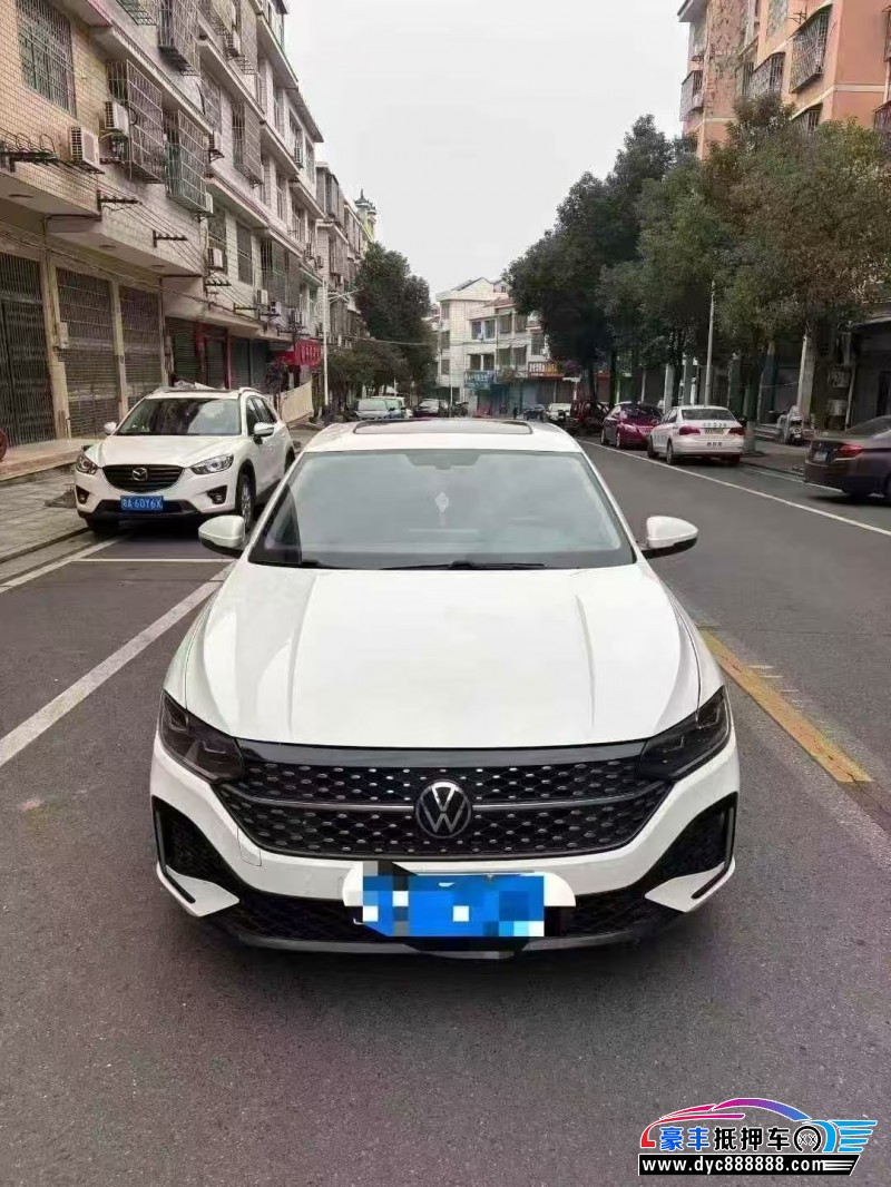抵押车出售23年大众朗逸轿车
