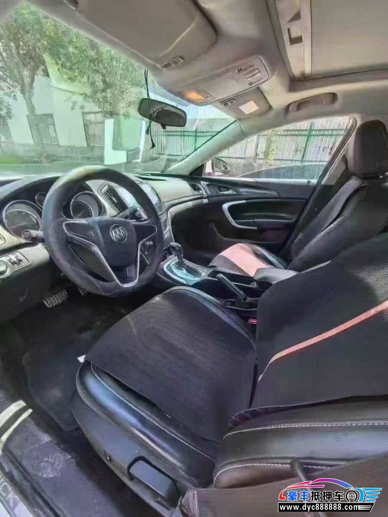 16年别克君威轿车抵押车出售