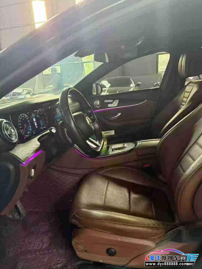 21年奔驰E轿车抵押车出售